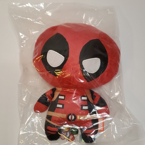 Marvel Kawaii Art Collection Dead Pool Plush - Picture 1 of 3